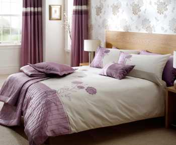 An economical organic cotton duvet cover.